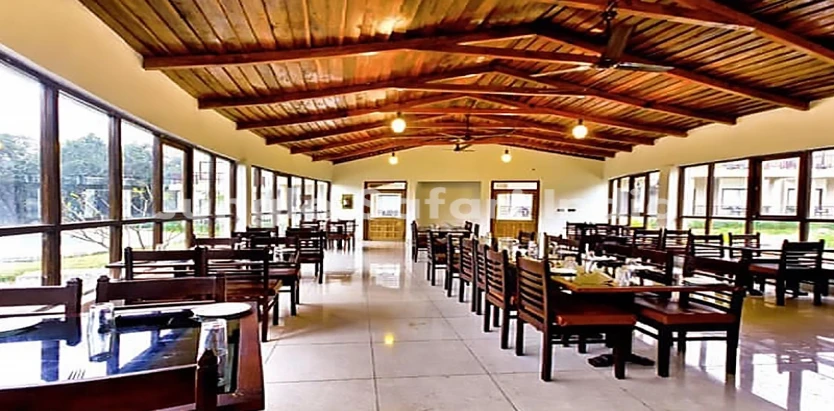 Corbett Rattan Elwood Resort